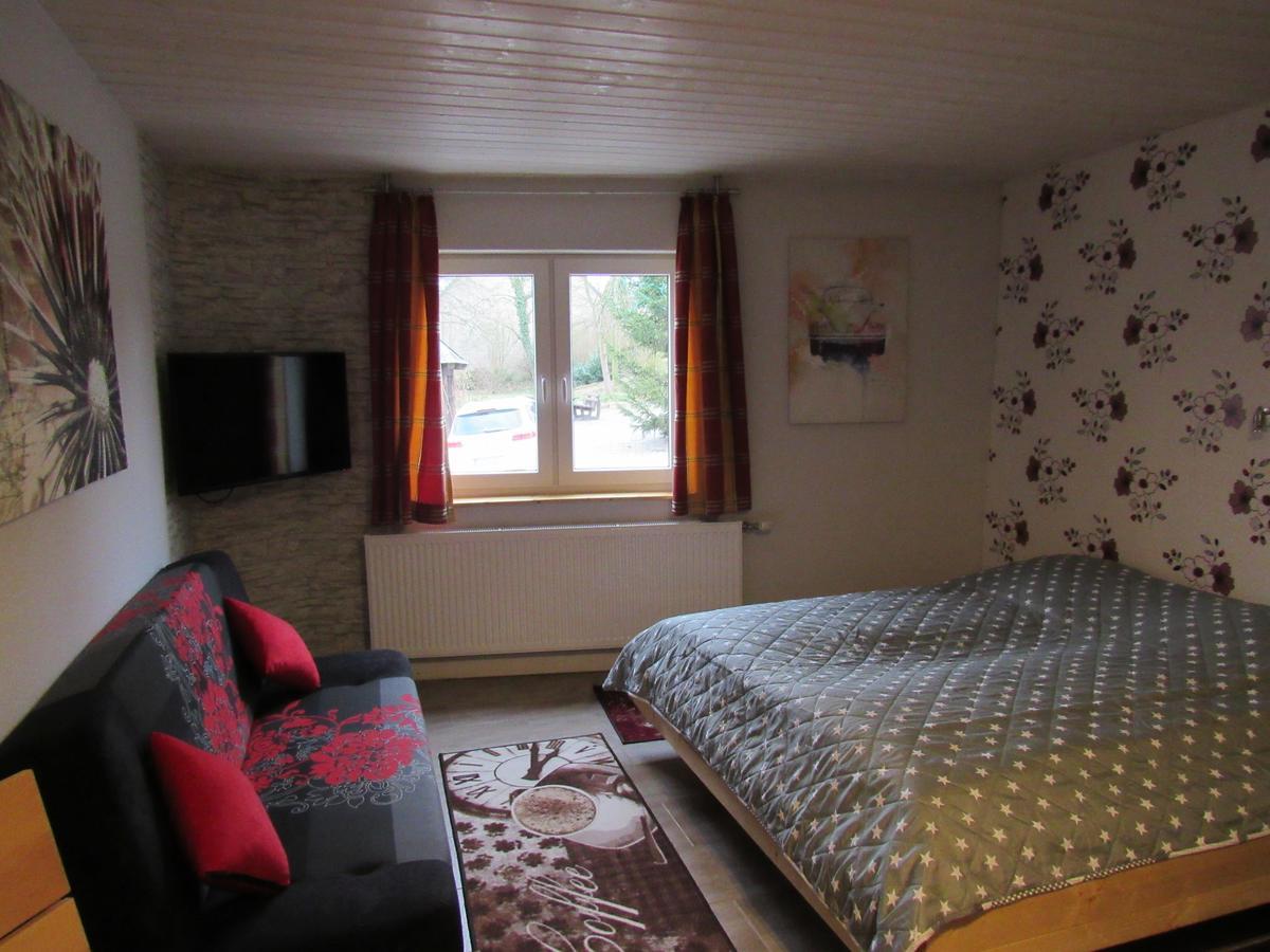 Ferienapartments Am Dorfplatz Langscheid  Екстер'єр фото